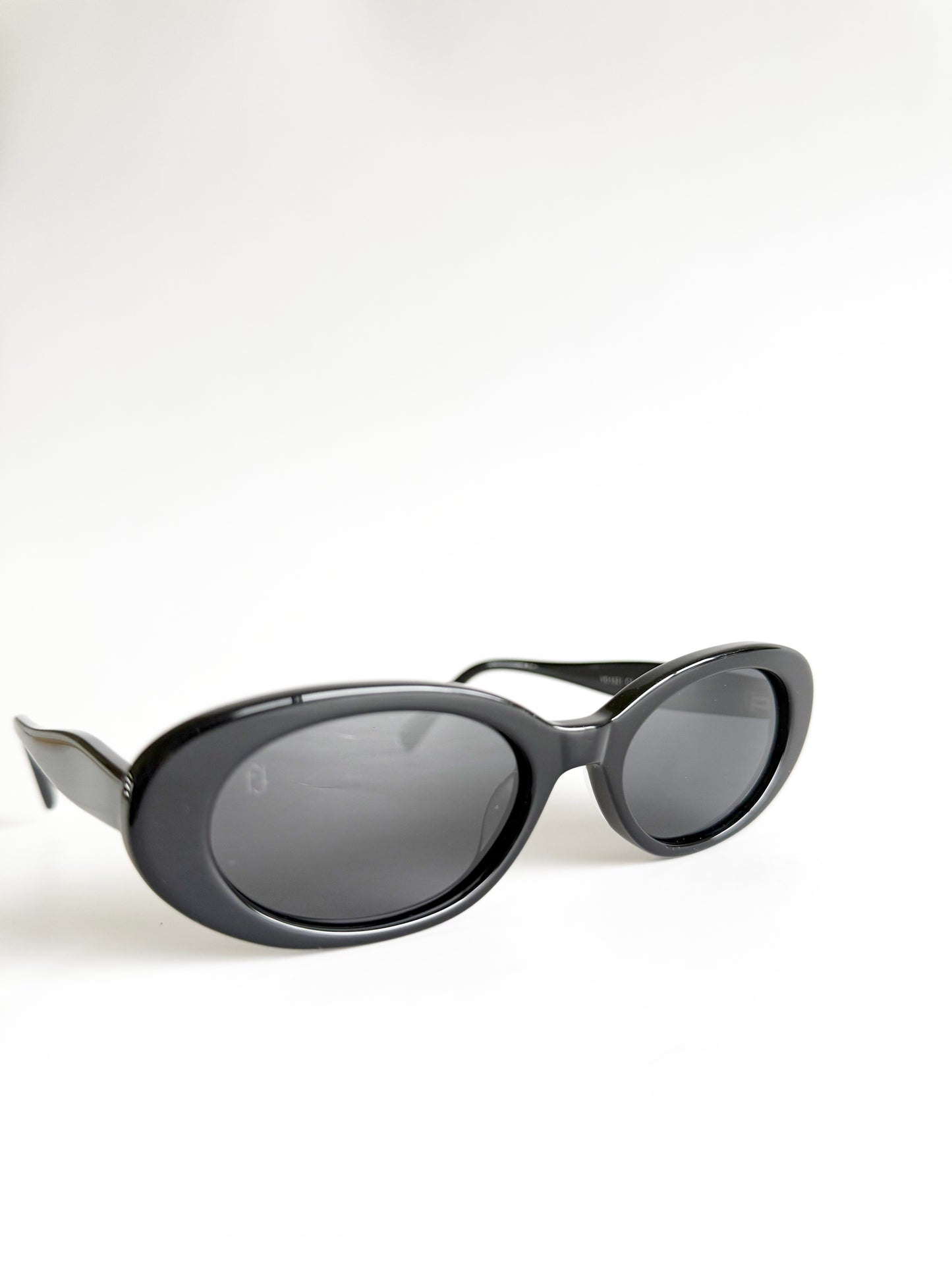 IT GIRL Frames