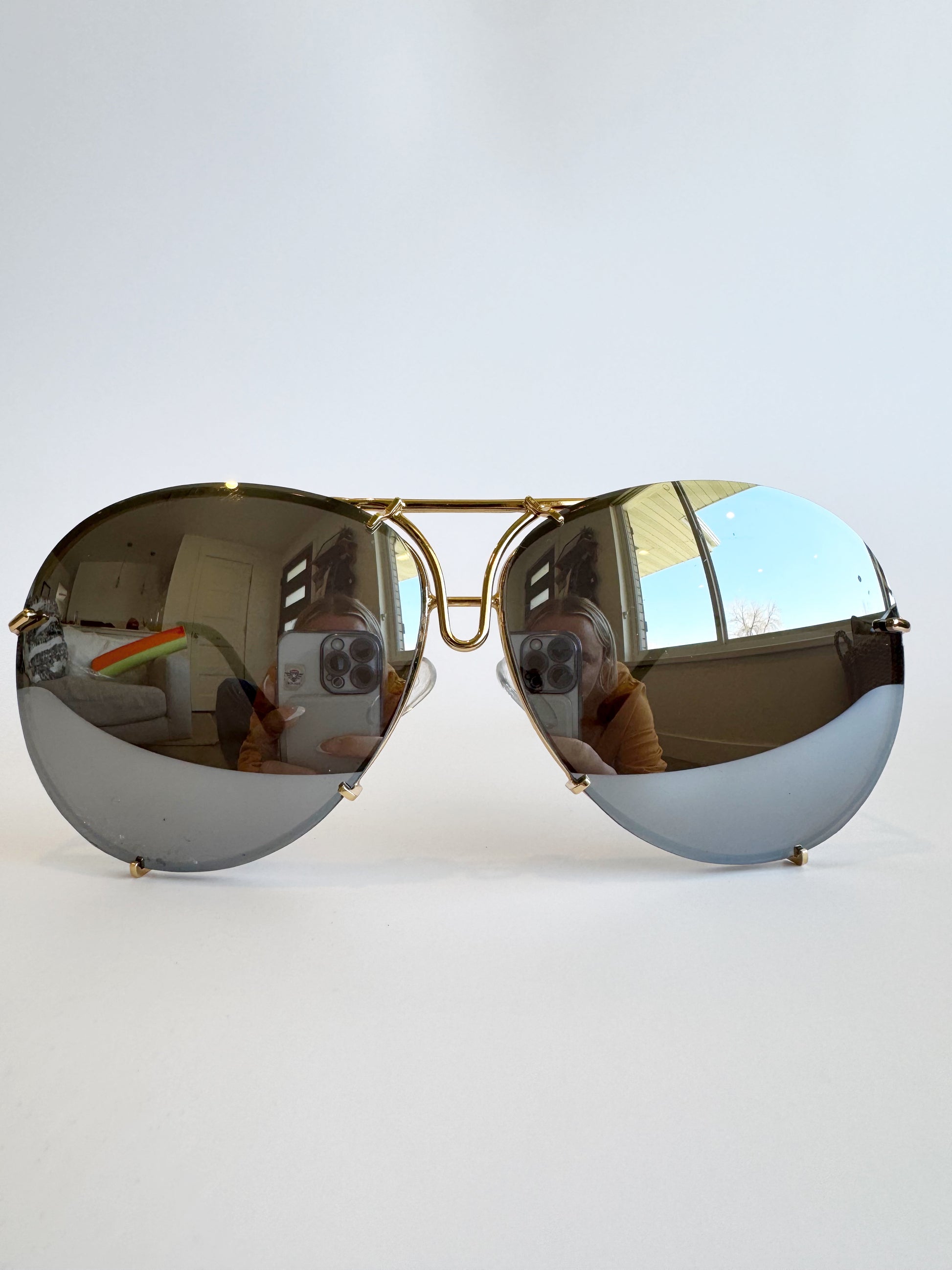 Go Off- Mirror image 0
