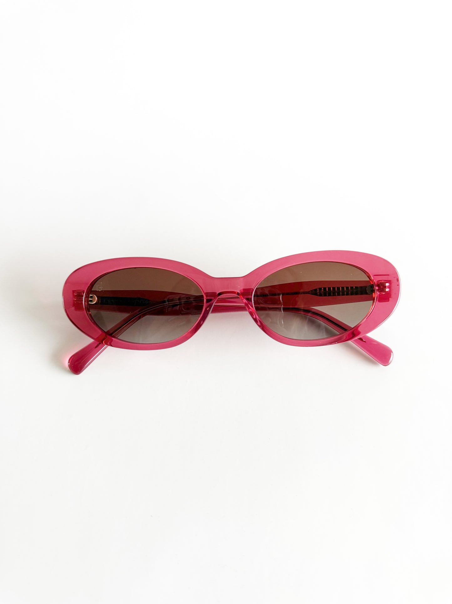 IT GIRL Frames