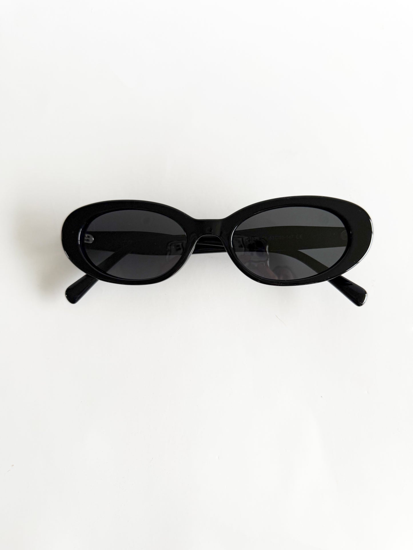 IT GIRL Frames