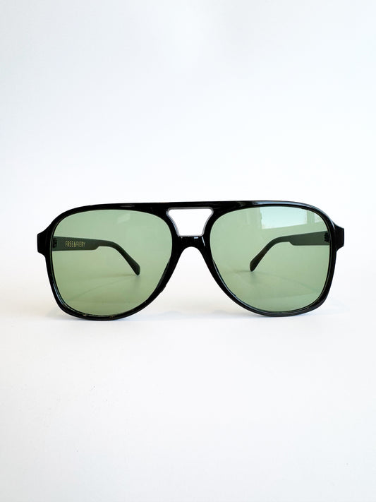 The visionary-green  image 0
