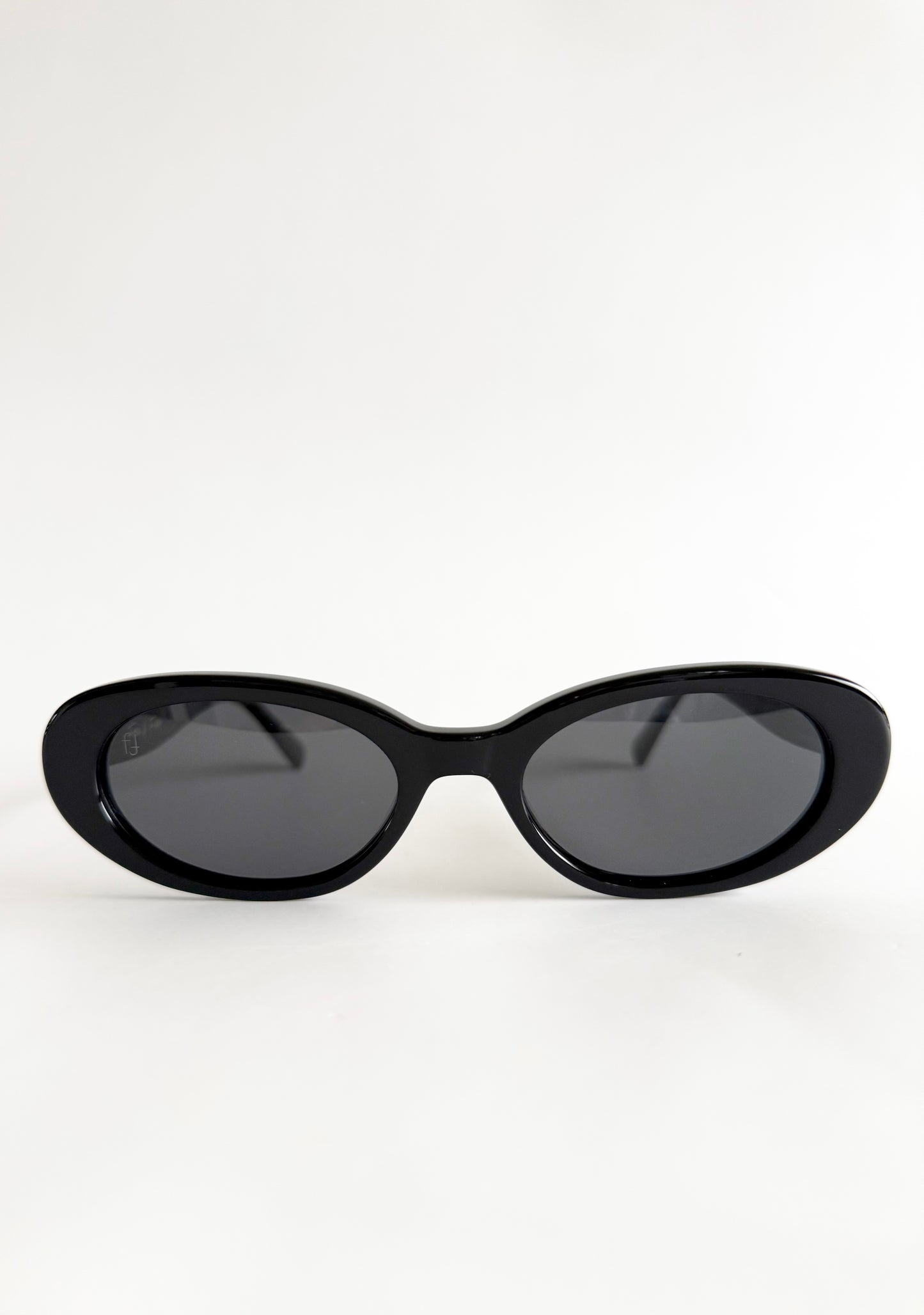 IT GIRL Frames